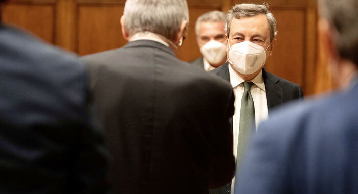 Migranti: Draghi, flussi legali sono una risorsa