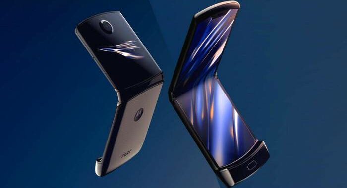 Smartphone pieghevoli, Motorola al lavoro sul Razr 3