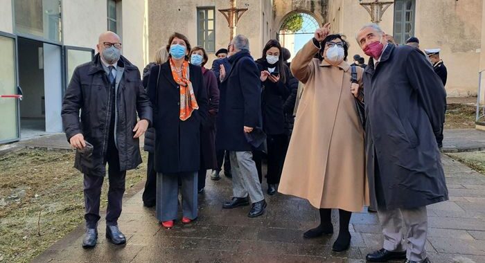 Università: Messa, Medicina resta a numero chiuso