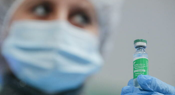 Vaccini: Ema, possibile ok a Novavax entro fine anno