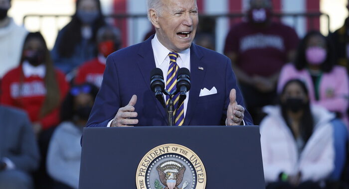 Biden, cambiare regole Senato per proteggere diritto voto