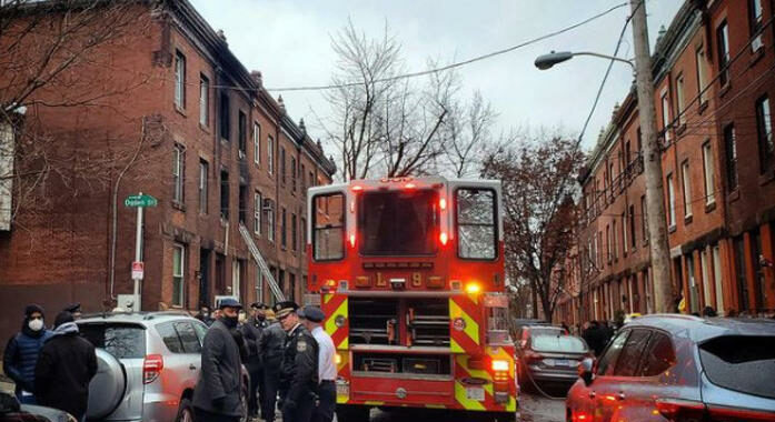Brucia edificio a Philadelphia, 12 morti tra cui 8 bambini