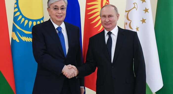 Colloquio Putin-presidente kazako per ‘ristabilire ordine’