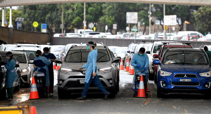 Covid: record di casi in Australia, 50.000 nelle ultime 24 ore