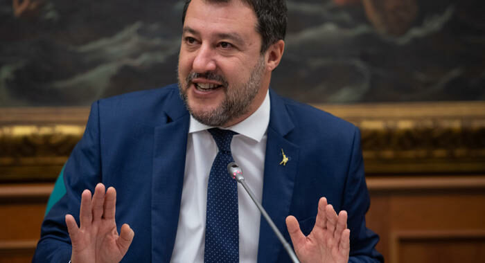 Governo: Lega, Salvini vuole completare lavoro con Draghi