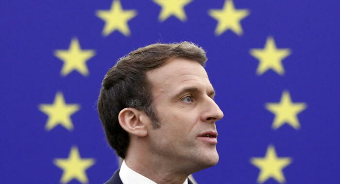 Macron, servono investimenti, non tornino regole pre-crisi
