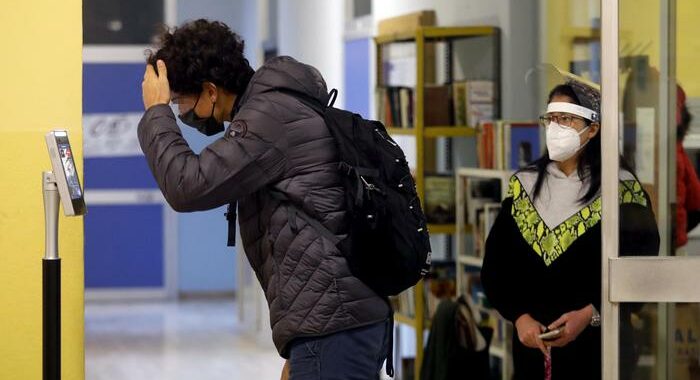 Scuola: Bianchi, più dell’80% dei ragazzi è in presenza