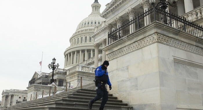 Usa: l’Fbi arresta capo ‘Oath Keepers’ per assalto a Capitol
