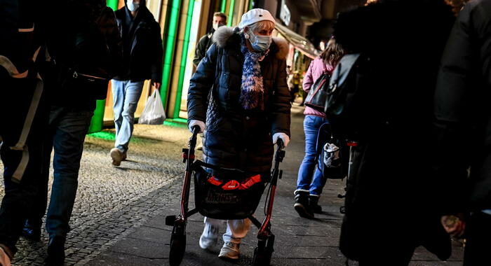 Covid: in Germania consigliata quarta dose a fasce esposte