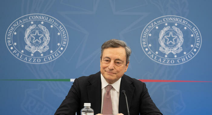 Draghi a Zelensky,sostegno Italia a integrità territoriale