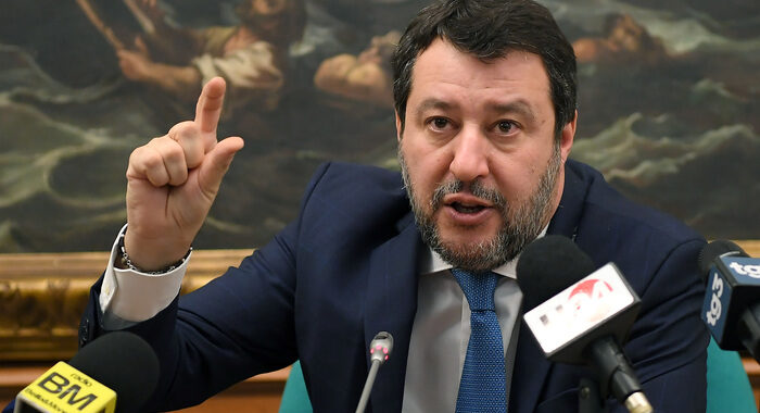 Governo: Salvini, dopo emergenza mai più con la sinistra