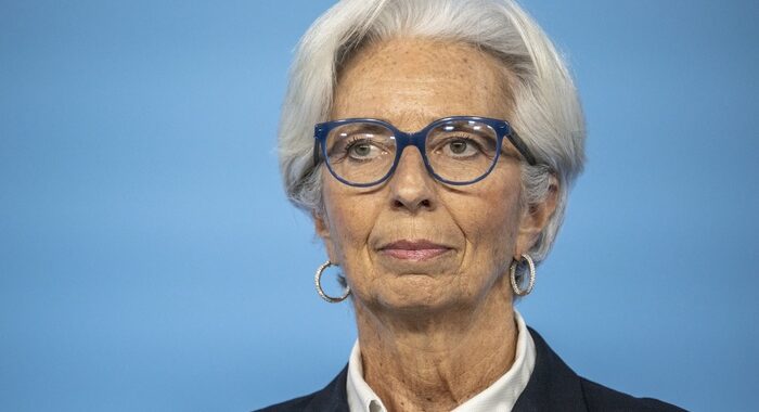 Lagarde, pronti a fare il necessario per stabilità eurozona