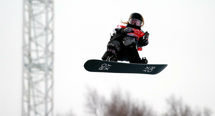 Pechino: Chloe Kim fa il bis, domina lo snowboard halfpipe