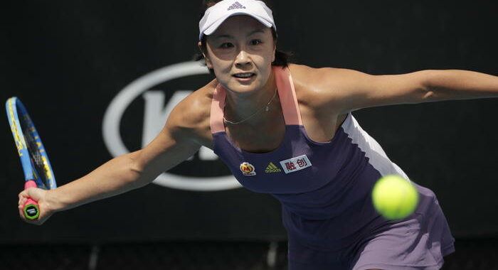 Peng Shuai ricompare e ribadisce, ‘mai fatto accuse su abusi’