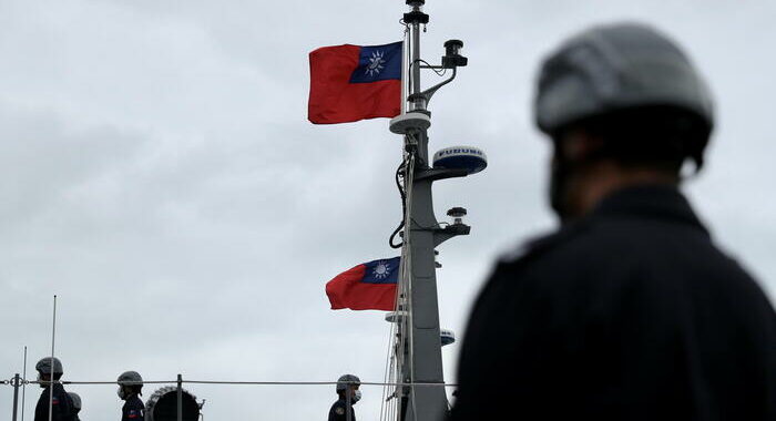 Taiwan denuncia l’incursione di 9 caccia militari cinesi