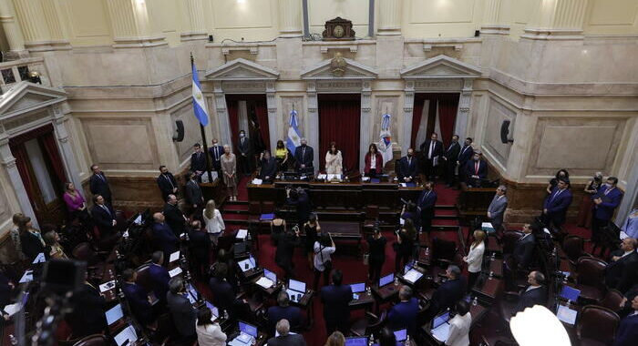 Argentina: Parlamento approva accordo con Fmi sul debito