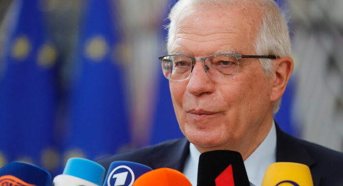 Borrell, ufficio Ue a Mariupol colpito da bombe russe