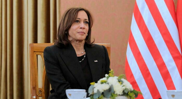 Kamala Harris, si indaghi la Russia per crimini di guerra