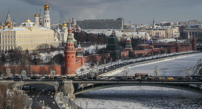 Moody’s taglia rating debito Russia a Ca, su orlo default