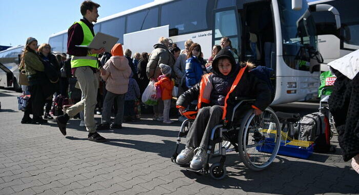 Onu, sono 3,7 milioni le persone fuggite dall’Ucraina