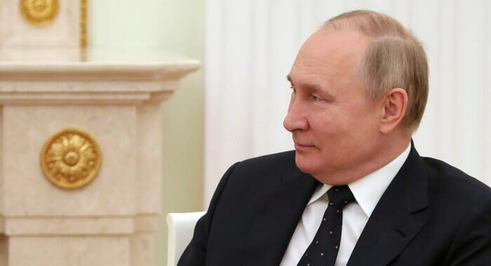 Putin, Kiev non seria nel voler trovare una soluzione
