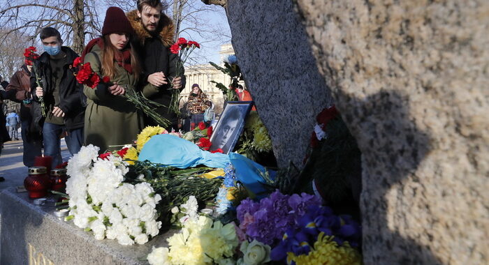 ‘Sospetto killer Nemtsov guida truppe cecene a Mariupol’