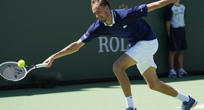 Tennis: fuori a Indian Wells, Medvedev lascia numero 1 mondo