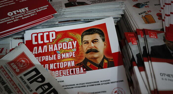 Ucraina: account Kiev festeggia anniversario morte Stalin