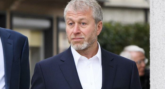 Ucraina: Gb sanziona anche Abramovich e altri 6 russi