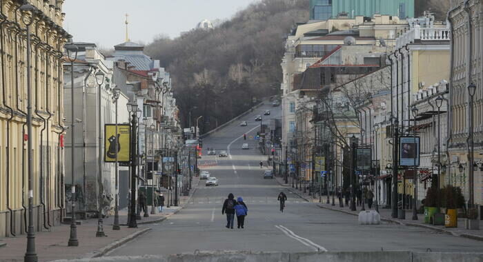 Ucraina: Kiev, Russia ha ritirato truppe intorno capitale