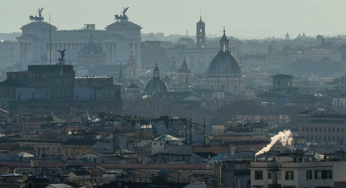 Ucraina: Roma, verso abbassamento riscaldamento edifici