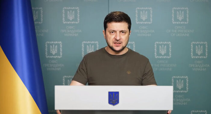 Zelensky a Occidente, ‘volete che ci uccidano lentamente?’