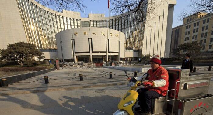 Cina: Banca centrale, più sostegno a Pmi colpite dal Covid