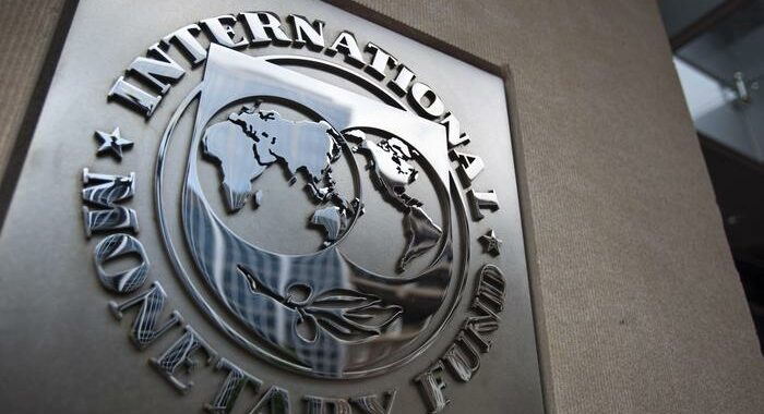 Fmi rivede al ribasso pil mondo, guerra frena crescita