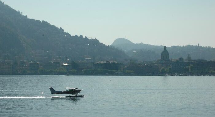 Incendiato esterno villa Lago di Como oligarca russo Solovyev