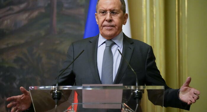 Lavrov, revoca sanzioni parte di ‘difficili’ negoziati