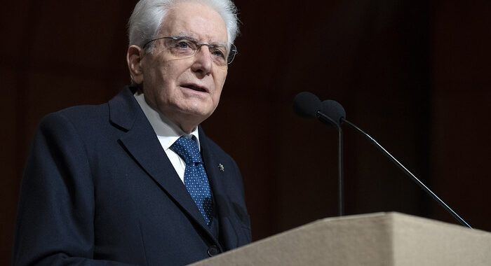 Mattarella, c’è chi manifesta disinteresse per sorti Ucraina