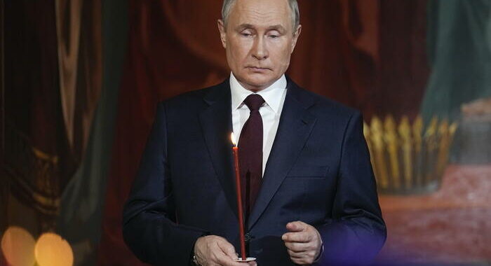 Tass, Putin ordina misure immediate contro ‘fake news’