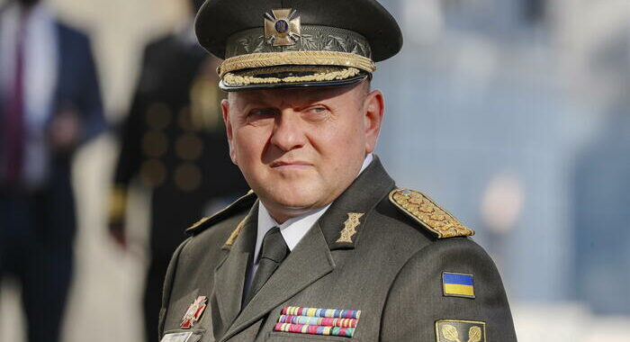 Zaluzhnyi, il ‘generale di ferro’ che guida le forze di Kiev