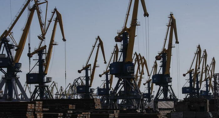 Kiev chiude i porti delle città occupate