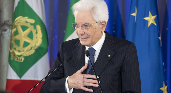 Mattarella,filiera alimentare ha urgente bisogno di risposte