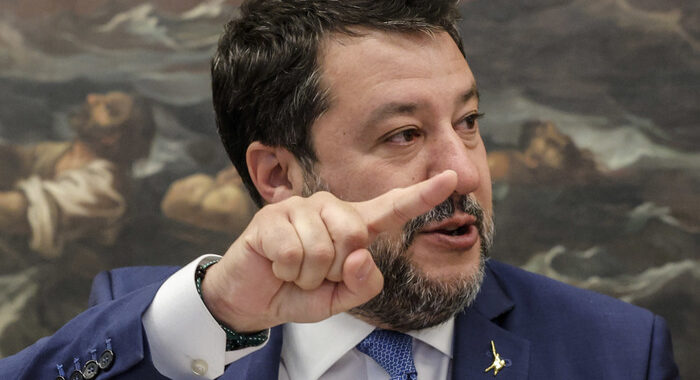 Rifiuti: Salvini, vogliamo Roma pulita, basta con i no