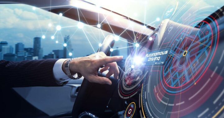 Smart car: automobili intelligenti, guida automatica e mobilità elettrica