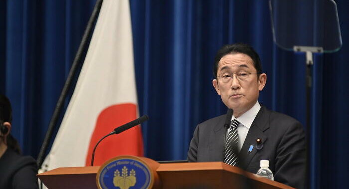 Ucraina: Mosca vieta l’ingresso al premier giapponese