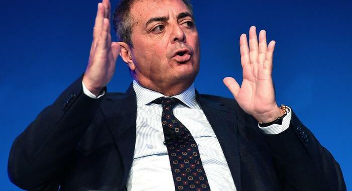 Banche:Fabi,meno credito e più prodotti finanziari a clienti