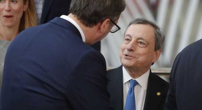 Draghi, nessun rimpasto, mi sento con lo stesso mandato