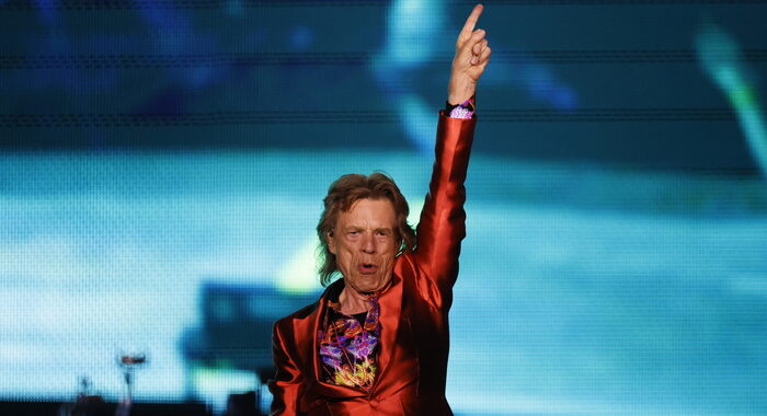 Mick Jagger dopo il covid, in video “ci vediamo a Milano”