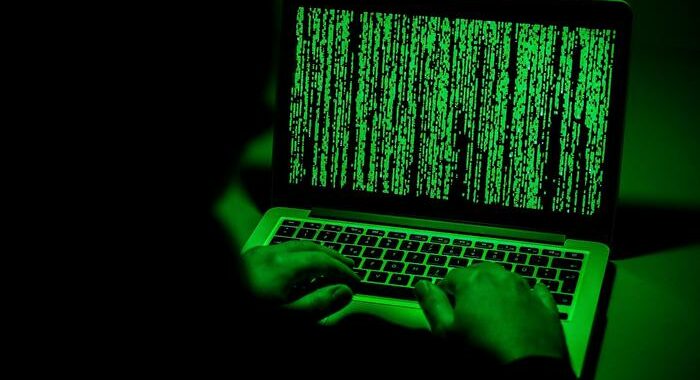 Microsoft, da hacker russi cyberwar contro alleati Kiev