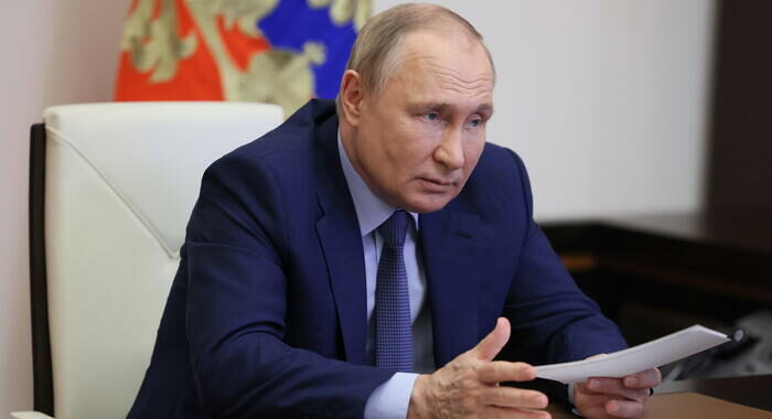 Putin, la Russia non farà la fine dell’Urss
