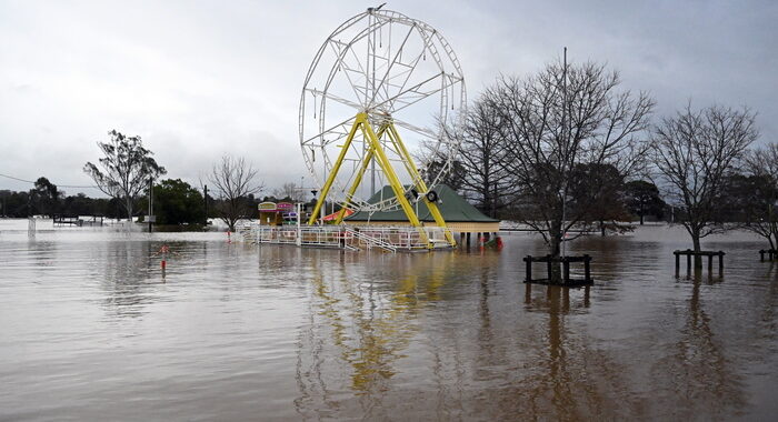 Australia:32mila evacuati per inondazioni a Sidney, un morto